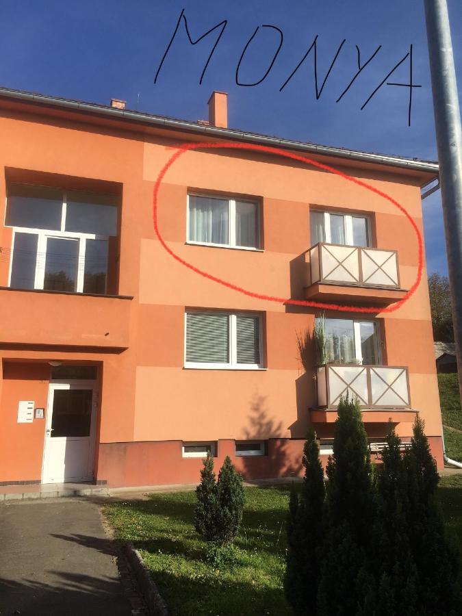 apartmán MONYA Turčianske Teplice Exterior foto
